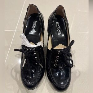 MICHAEL Michael Kors 7,5 shoes healed loafers